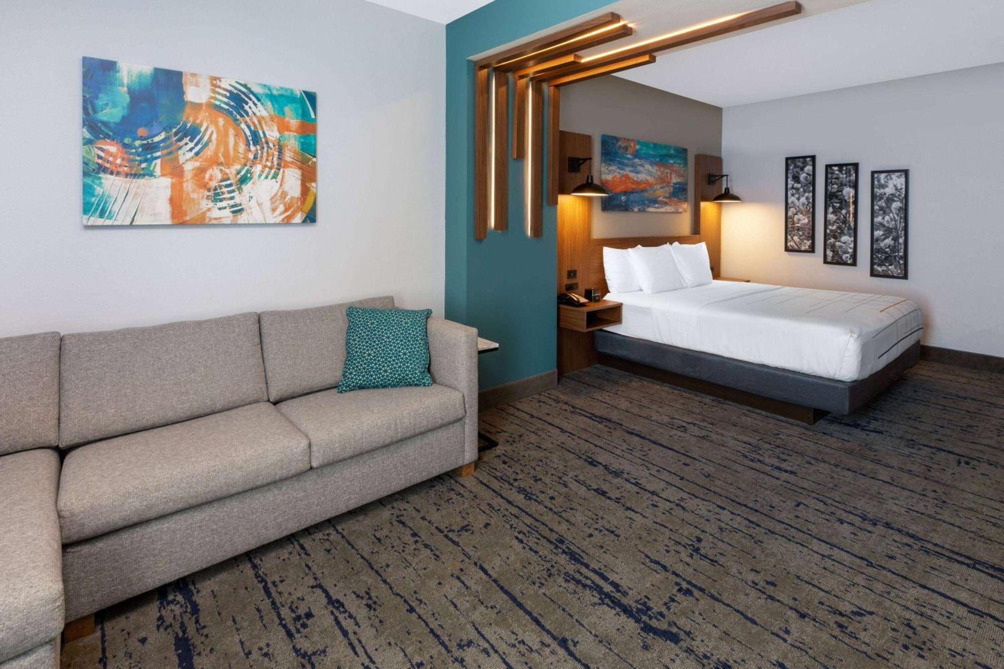 La Quinta Inn & Suites By Wyndham Dallas - Frisco Stadium Luaran gambar
